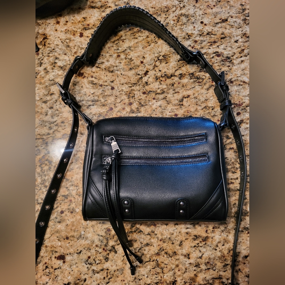 Steve Madden Black Leather Women's Bag